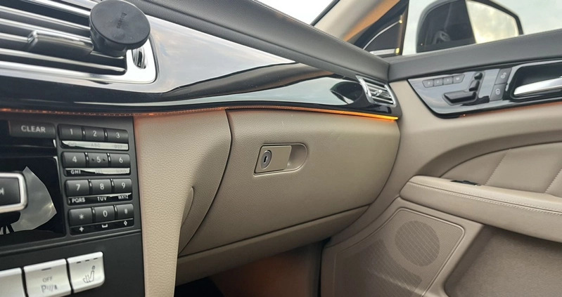 Mercedes-Benz CLS cena 78000 przebieg: 225000, rok produkcji 2012 z Lublin małe 172